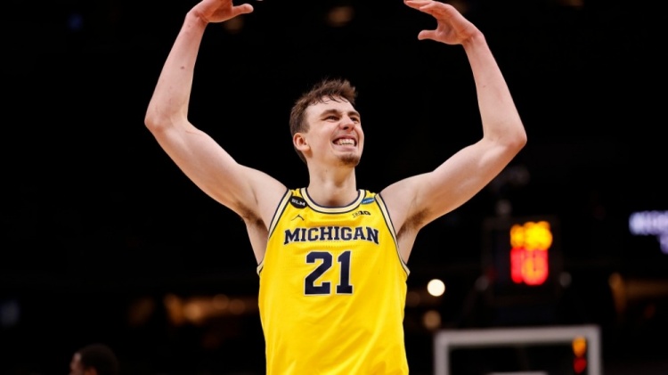 他在抓举和 他在抓举和