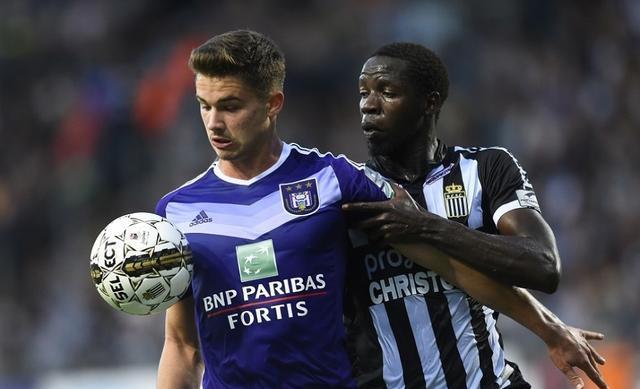 足球转会市 足球转会市