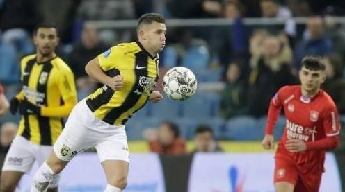 赛场取得成 赛场取得成